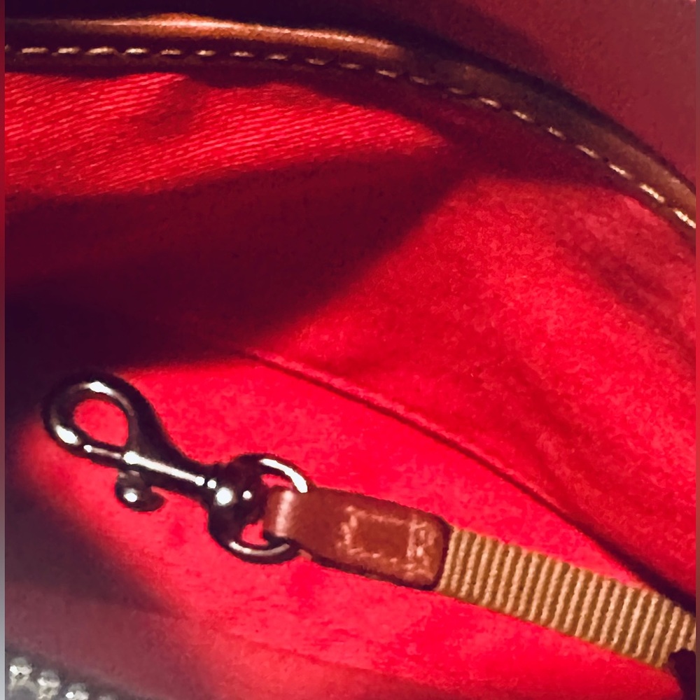 🦆Dooney & Bourke Nylon Pouchette Crossbody Bag, Black (NWOT) - Picture 6 of 7